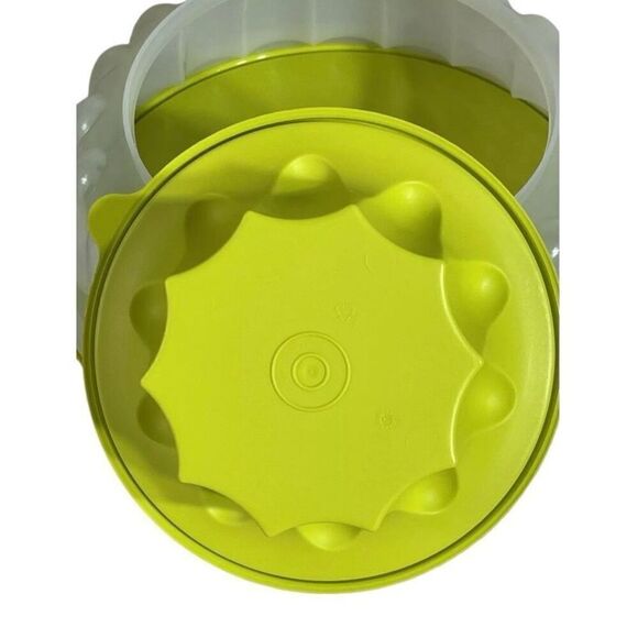 Tupperware Jello Mold Ring Electric Yellow 3 Pc. New - Picture 6 of 9